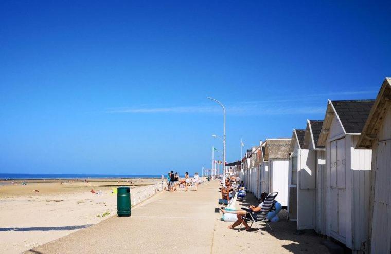 Lamaisonnette 500M Plage Juno Beach Bernières-sur-Mer Quarto foto